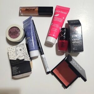 Cosmetics/ Skincare Bundle Manifested Moisturizer Lip Eyeshadow Mask Eyeliner‎